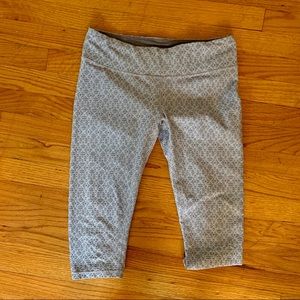 Prana Gray Crop Leggings with Ruching